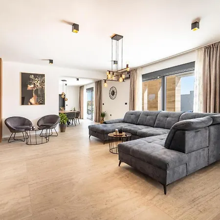 Tatil Evi Lovely In