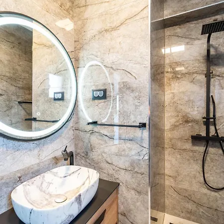 Lovely In Tatil Evi