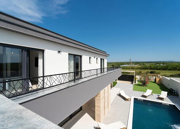 Gorgeous In Miranje Donje