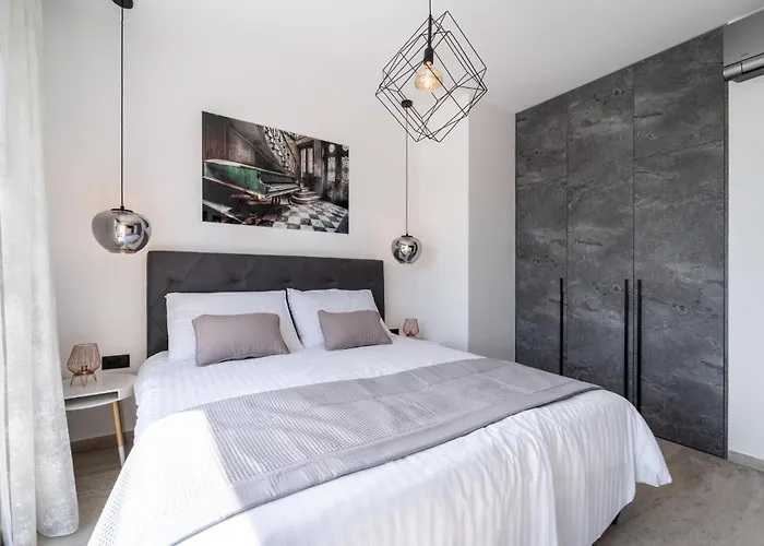 Gorgeous In Miranje Donje Semesterbostad *