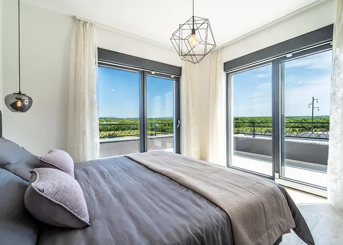 Semesterbostad Gorgeous In Miranje Donje *