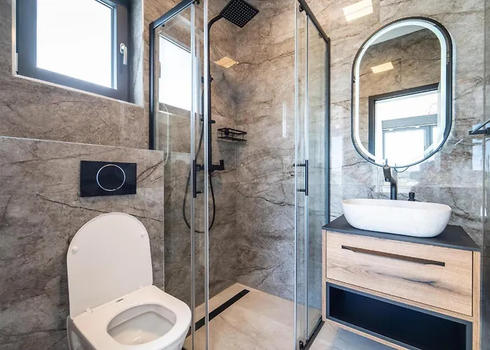 Gorgeous In Miranje Donje Vrana (Zadar)